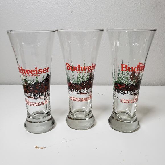 Budweiser Clydesdale Beer Pilsner Glass Horses Carrage Winter Snow Holiday 80s - Picture 1 of 6